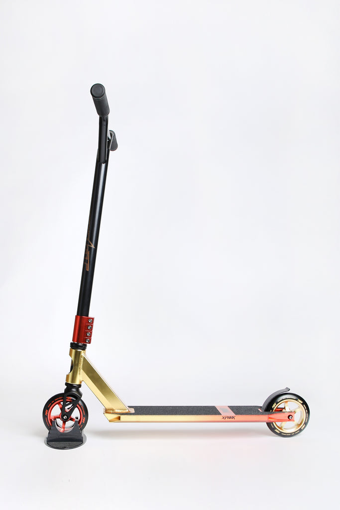 Pivot XPark Yellow & Red Scooter Amnesia