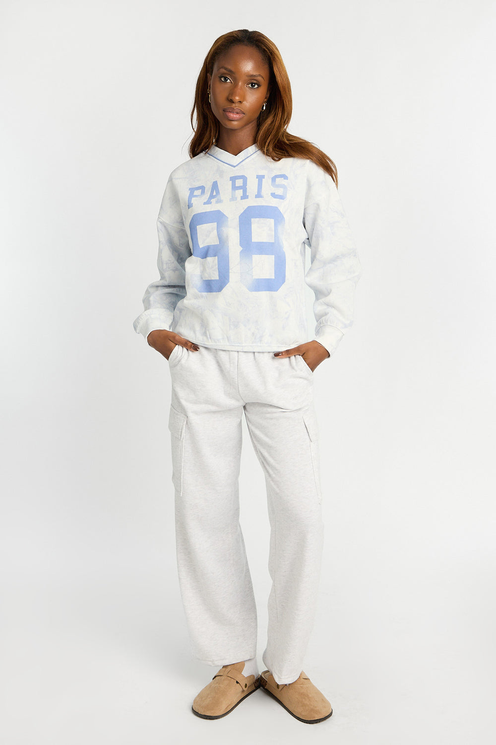 Graphic Relaxed V-Neck Sweatshirt Graphic Relaxed V-Neck Sweatshirt