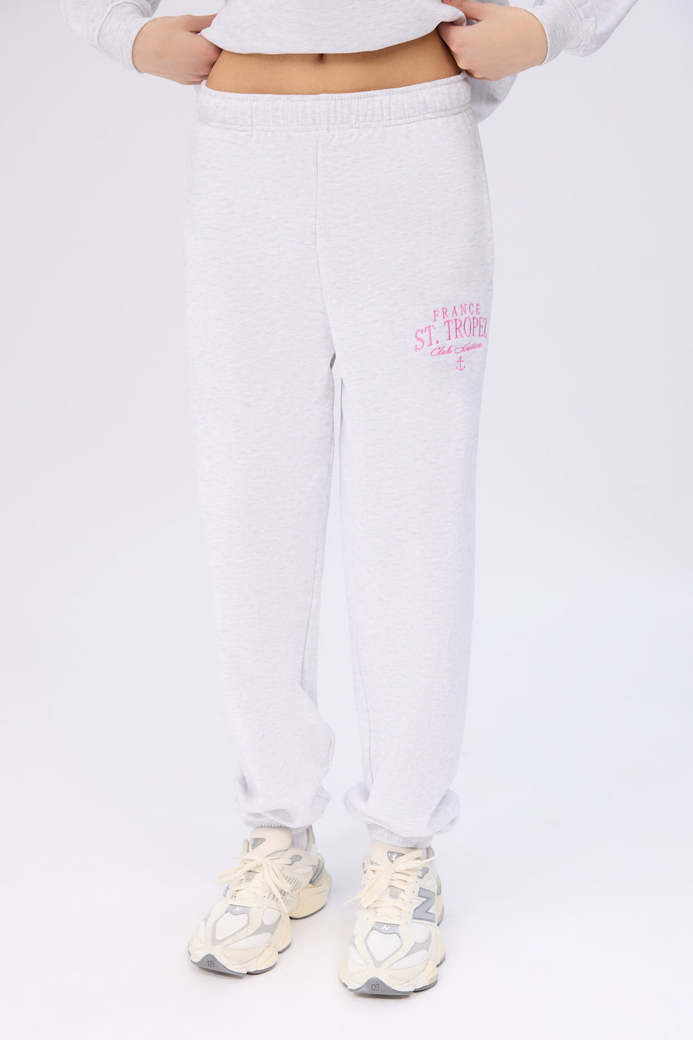 Mid-Rise Oversized Sweatpant Mid-Rise Oversized Sweatpant