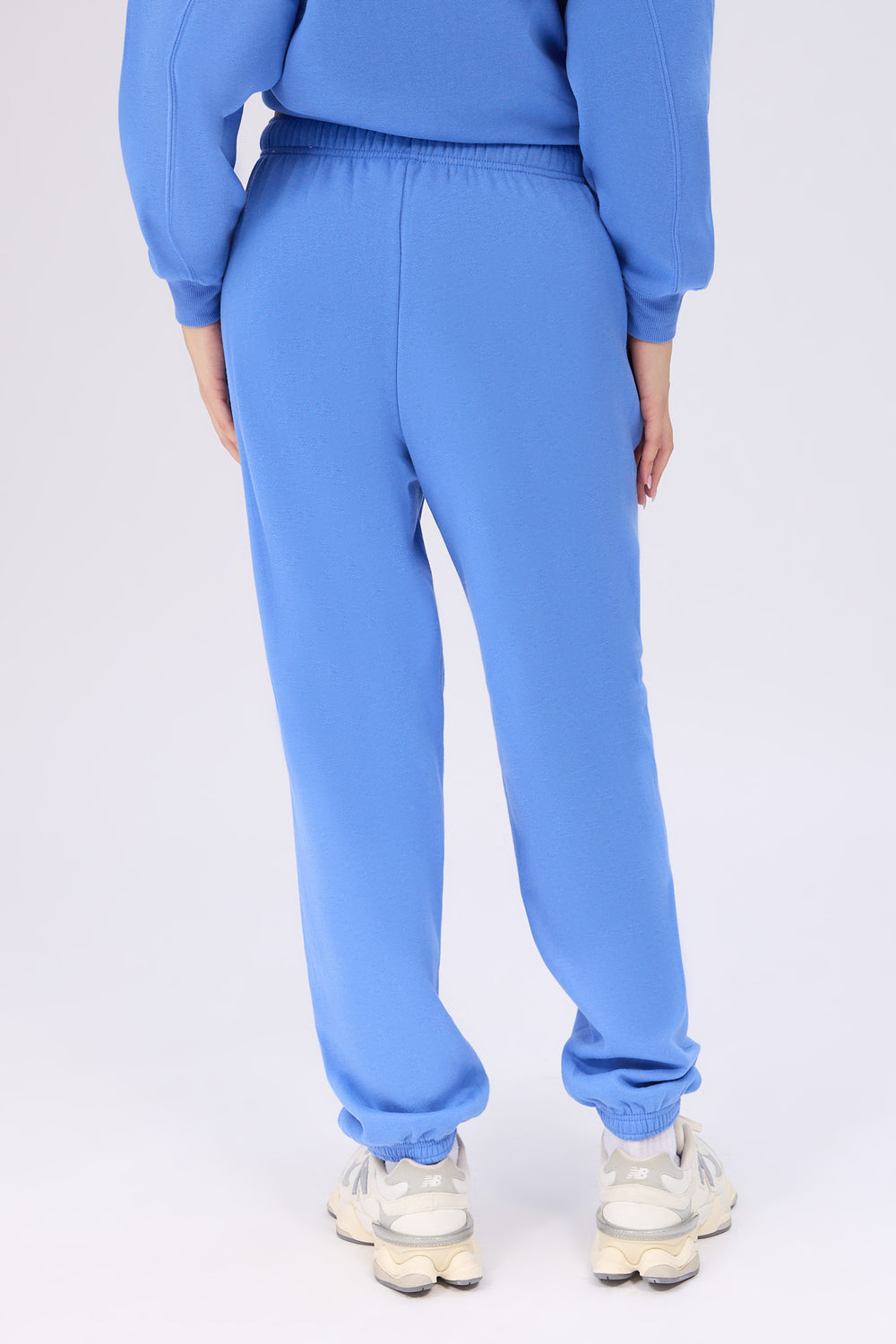 Mid-Rise Oversized Sweatpant Mid-Rise Oversized Sweatpant