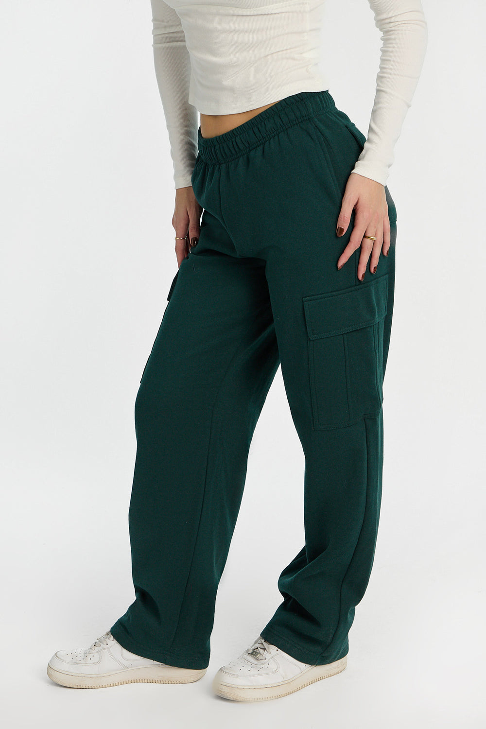 Wide-Leg Cargo Sweatpants Wide-Leg Cargo Sweatpants