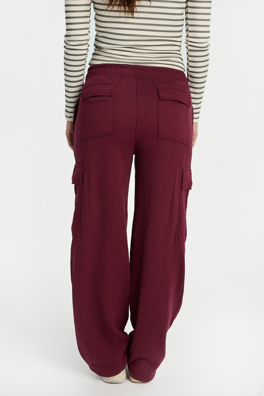 Wide-Leg Cargo Sweatpants Wide-Leg Cargo Sweatpants