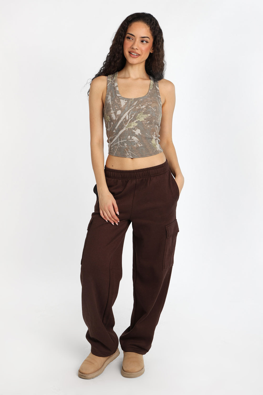 Wide-Leg Cargo Sweatpants Wide-Leg Cargo Sweatpants