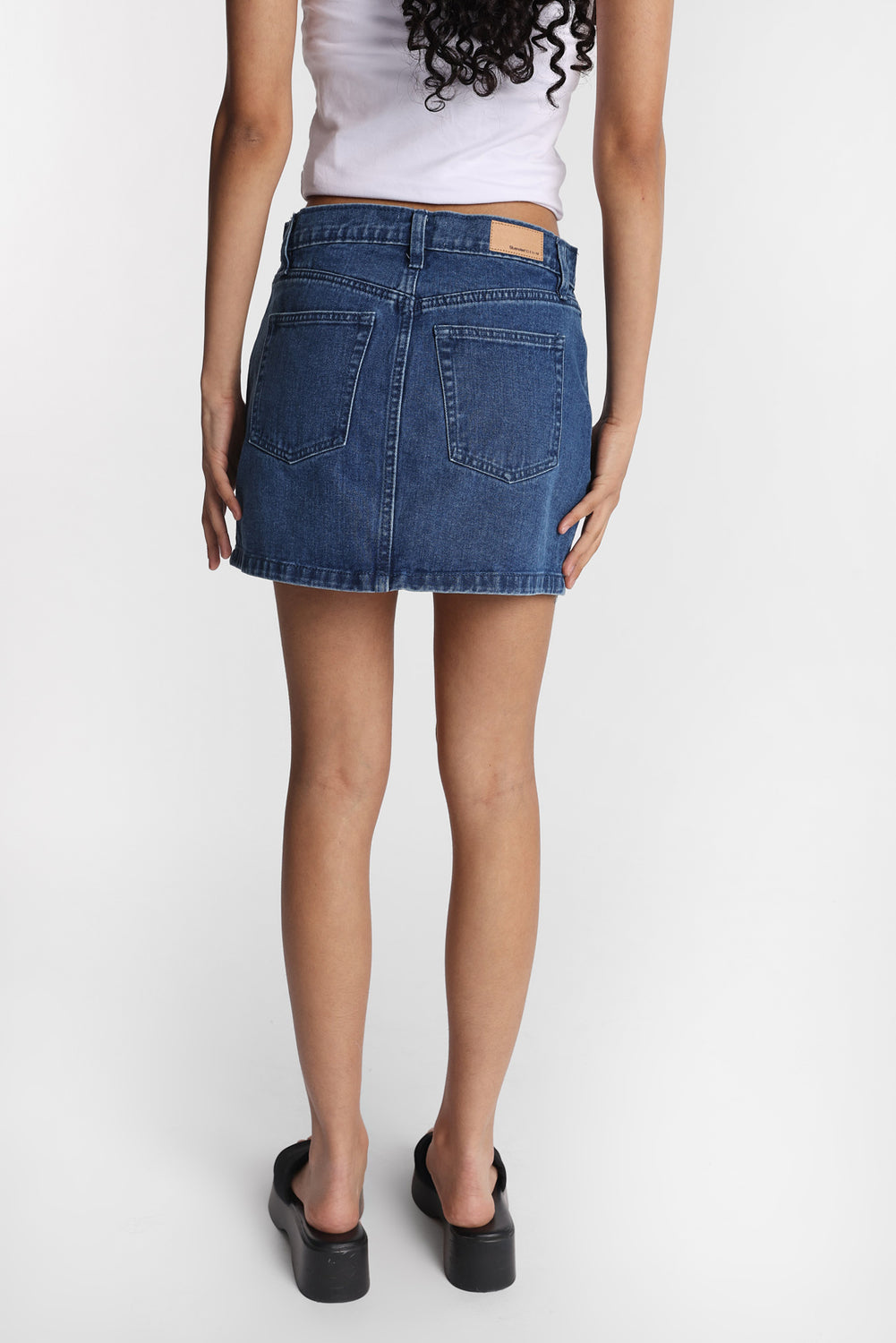 Mini-jupe en denim taille haute Mini-jupe en denim taille haute