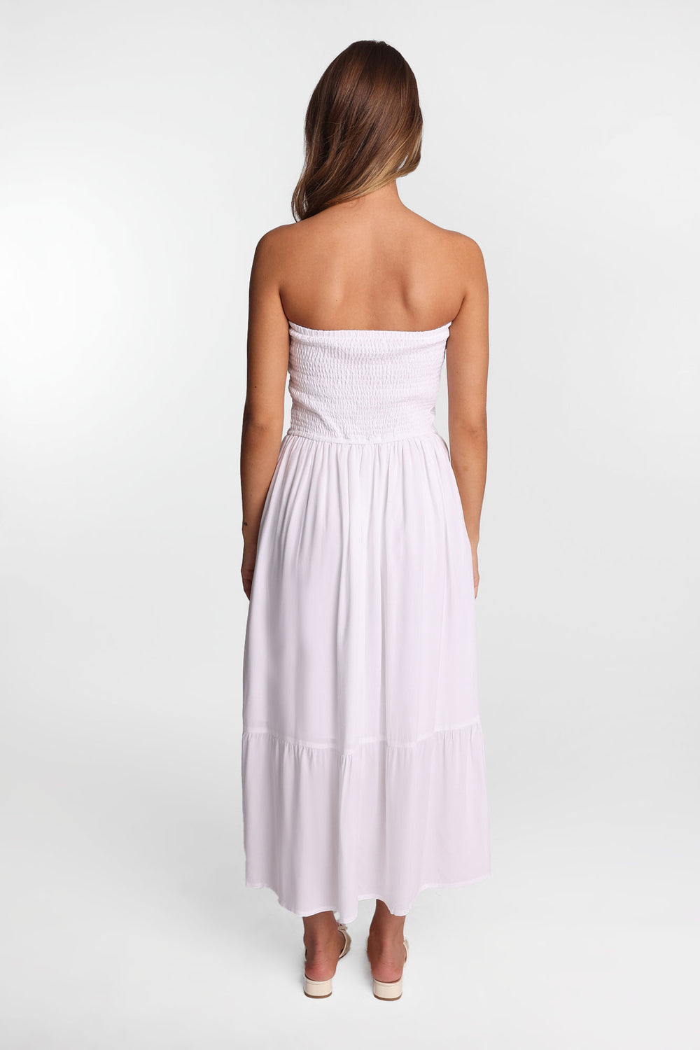 Robe maxi bustier brodé sans bretelles Robe maxi bustier brodé sans bretelles