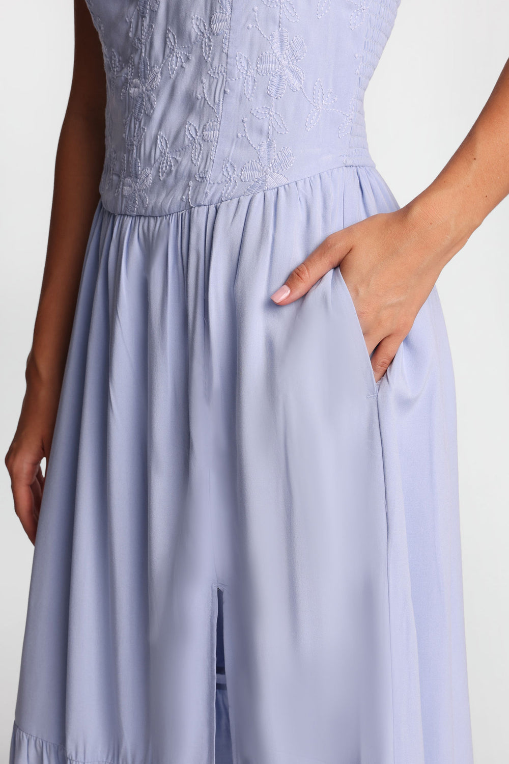 Strapless Embroidered Bustier Maxi Dress Strapless Embroidered Bustier Maxi Dress