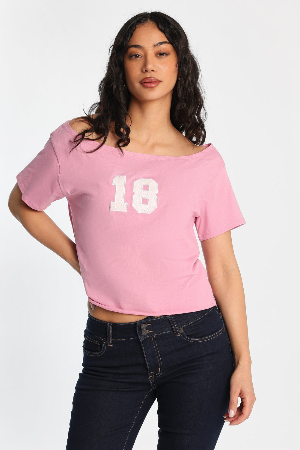 18 Off-Shoulder Short Sleeve Tee 18 Off-Shoulder Short Sleeve Tee