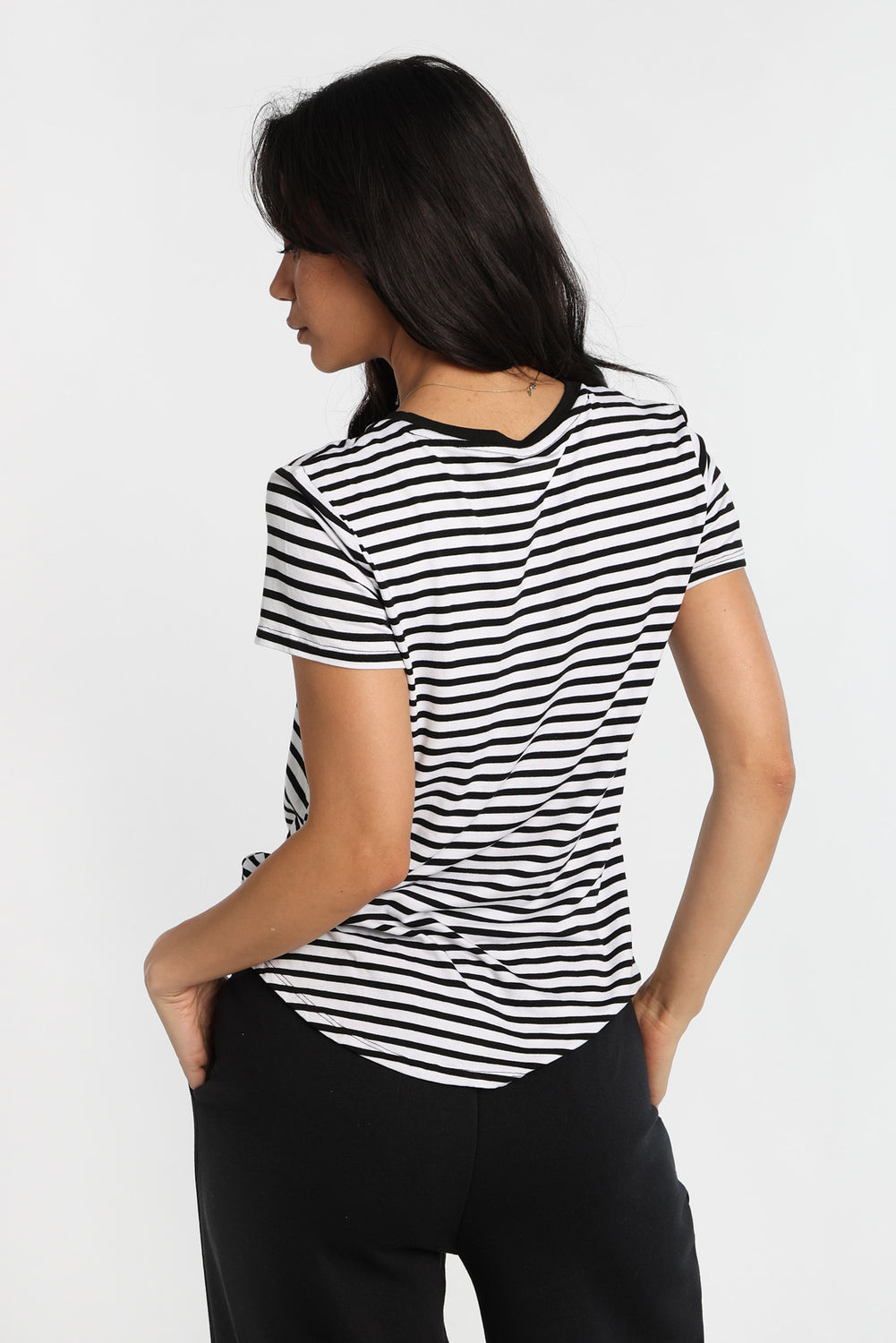 T-shirt décontracté à col ras du cou T-shirt décontracté à col ras du cou