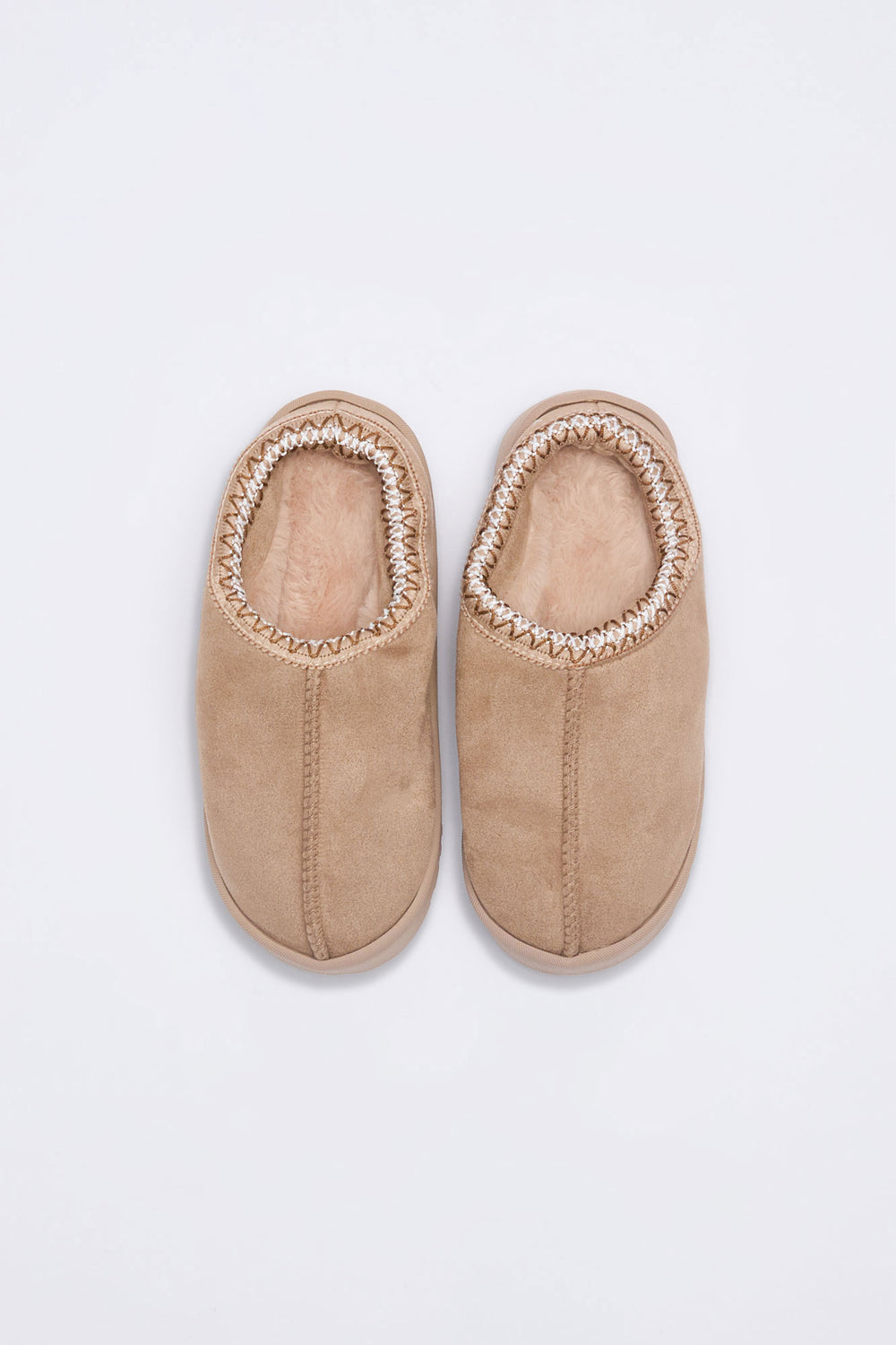 Pantoufles en faux-suède femmes Pantoufles en faux-suède femmes