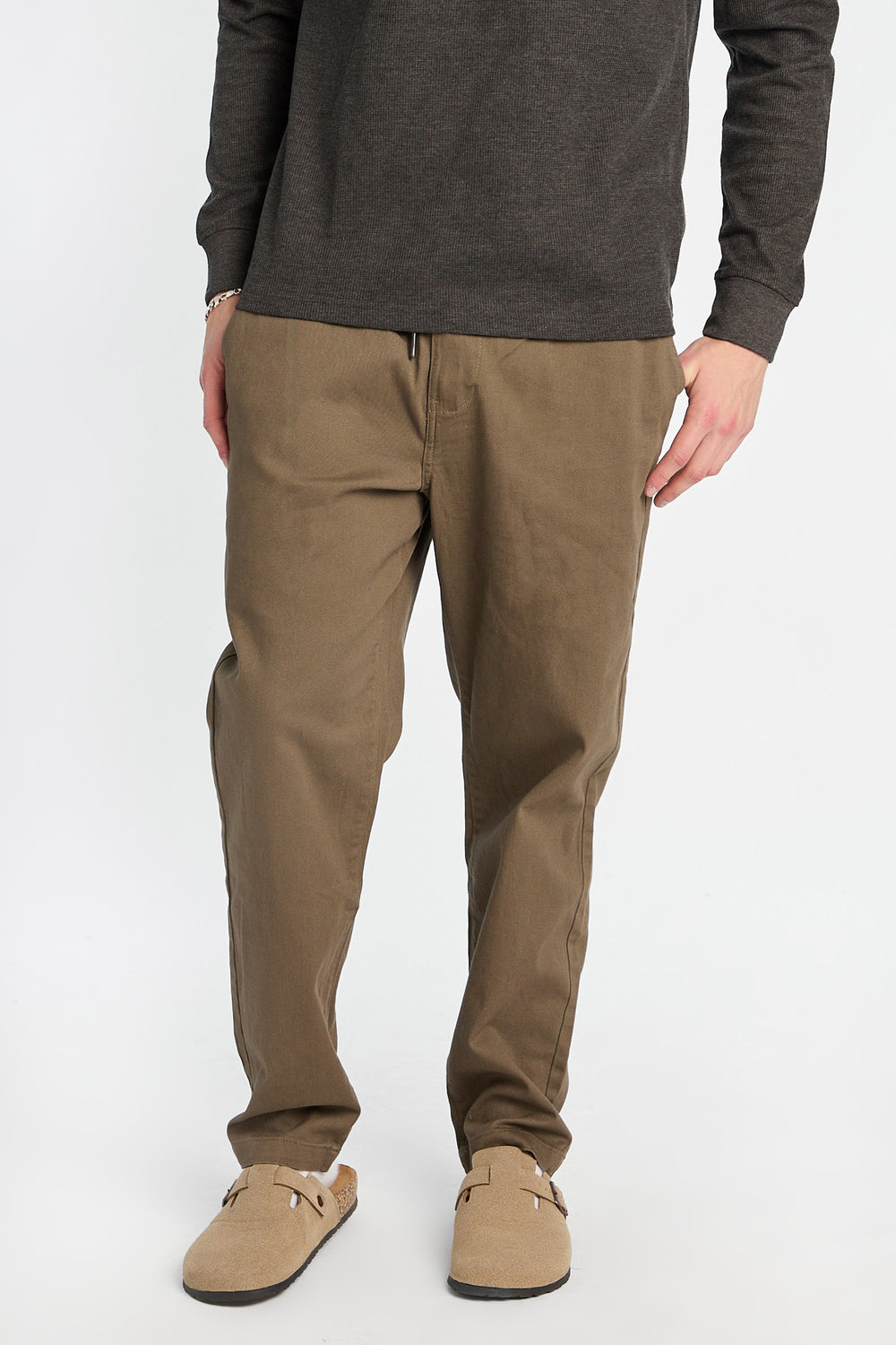 Pantalon en sergé à coupe décontractée Pantalon en sergé à coupe décontractée