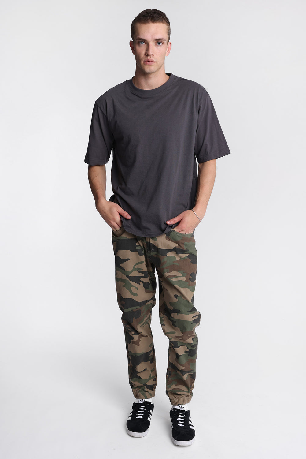 Relaxed Twill Jogger Relaxed Twill Jogger