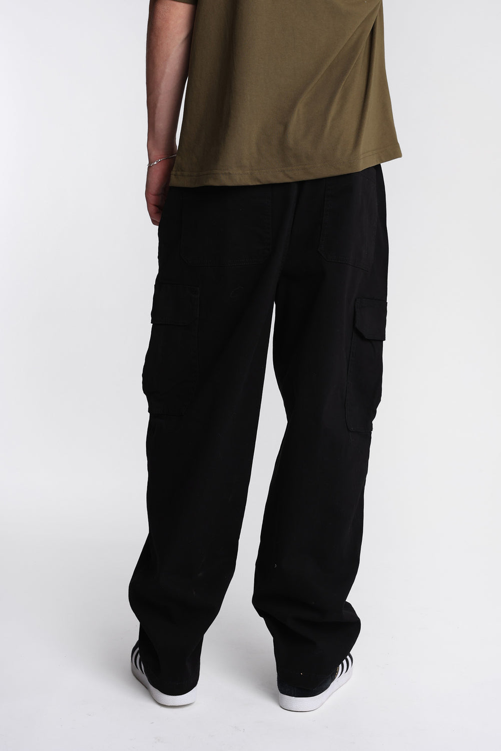 Pantalon cargo en sergé skateur ample Pantalon cargo en sergé skateur ample