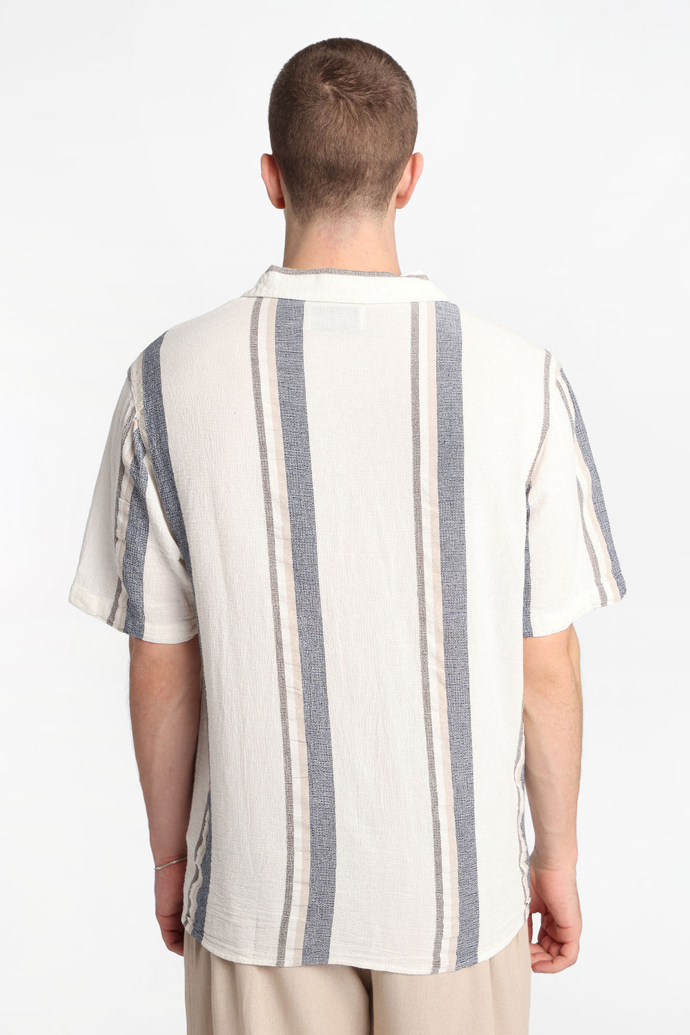 Chemise boutonnée en gaze de coton à rayures Chemise boutonnée en gaze de coton à rayures