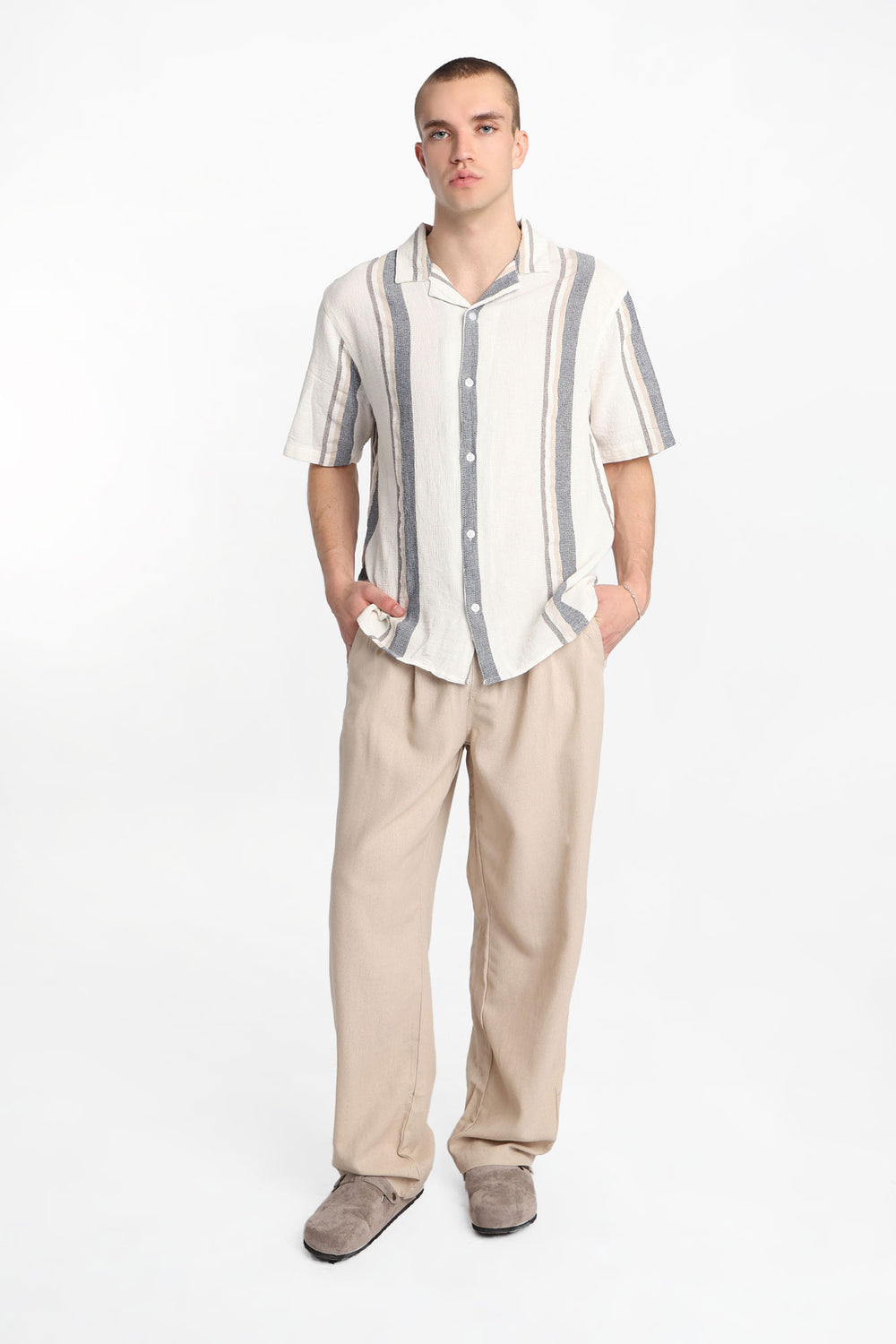 Chemise boutonnée en gaze de coton à rayures Chemise boutonnée en gaze de coton à rayures