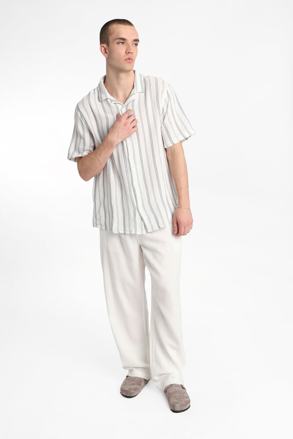 Chemise boutonnée en gaze de coton à rayures Chemise boutonnée en gaze de coton à rayures