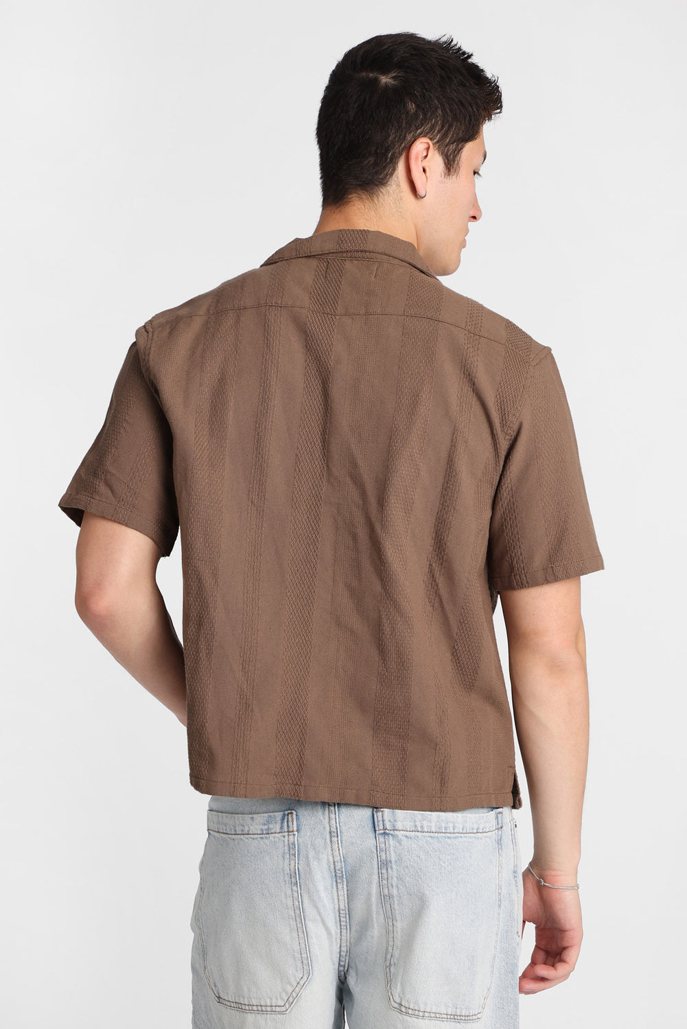 Chemise boutonnée texturée à rayures Chemise boutonnée texturée à rayures