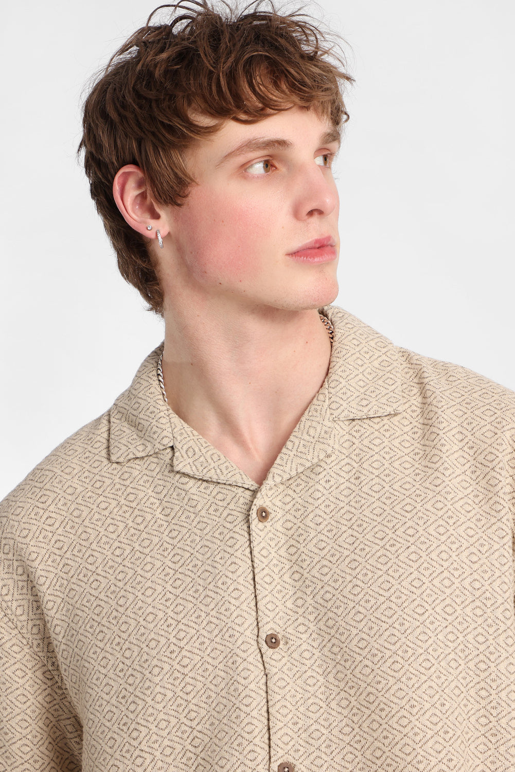 Chemise boutonnée texturée à motif géométrique Chemise boutonnée texturée à motif géométrique