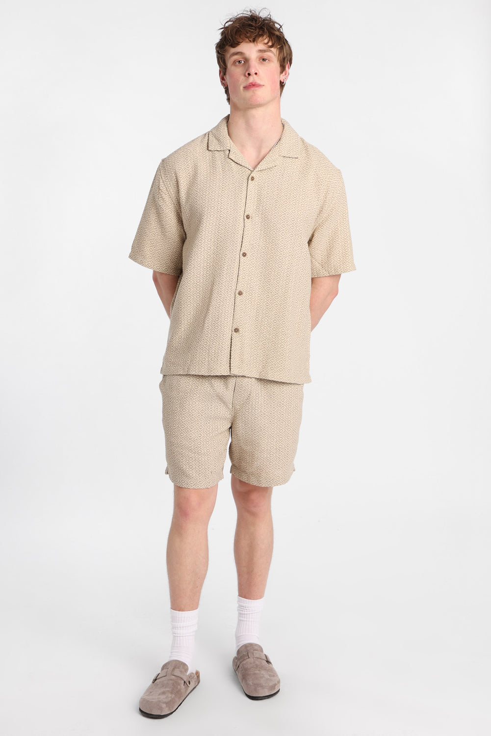 Chemise boutonnée texturée à motif géométrique Chemise boutonnée texturée à motif géométrique