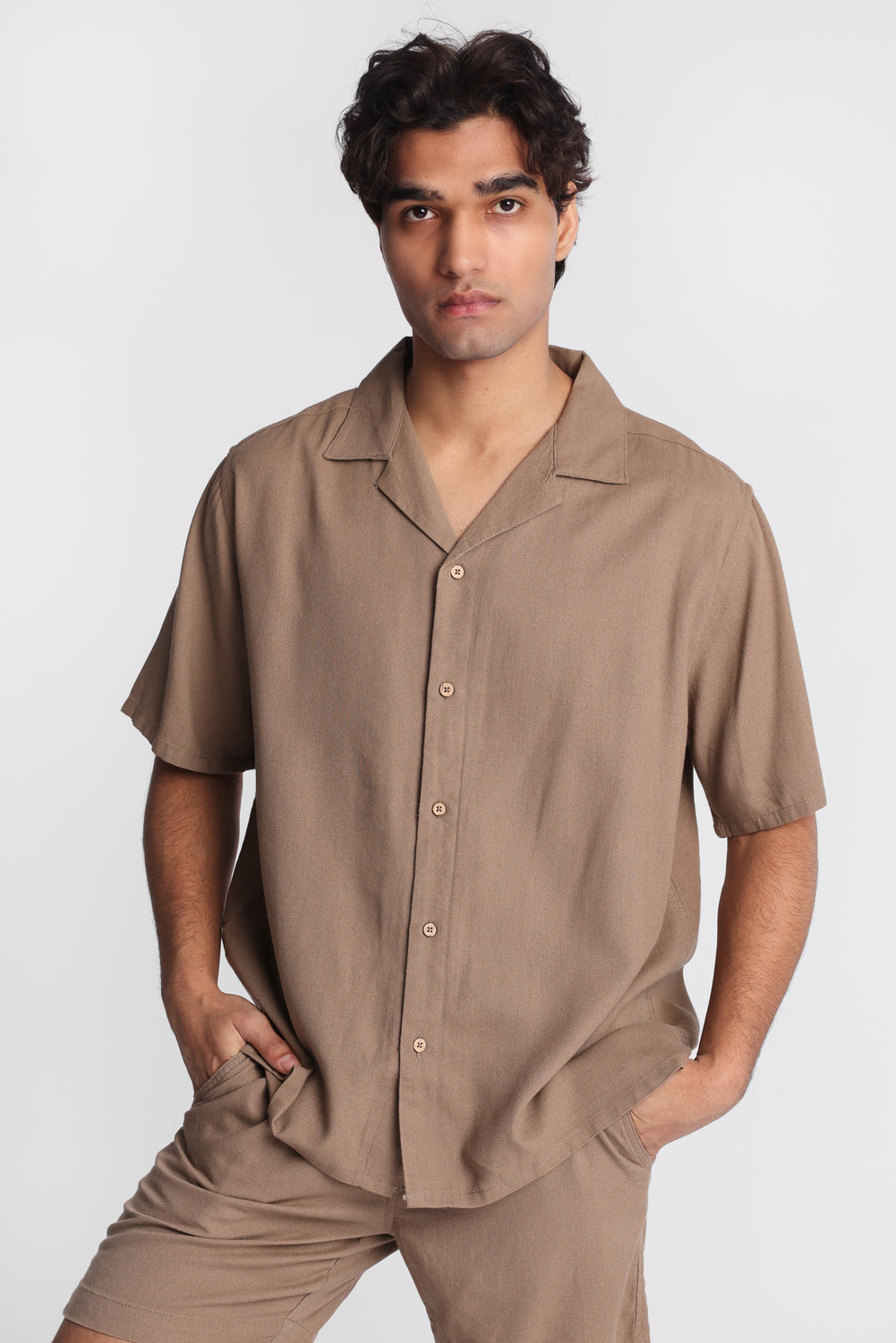 Chemise boutonnée en mélange de lin Chemise boutonnée en mélange de lin