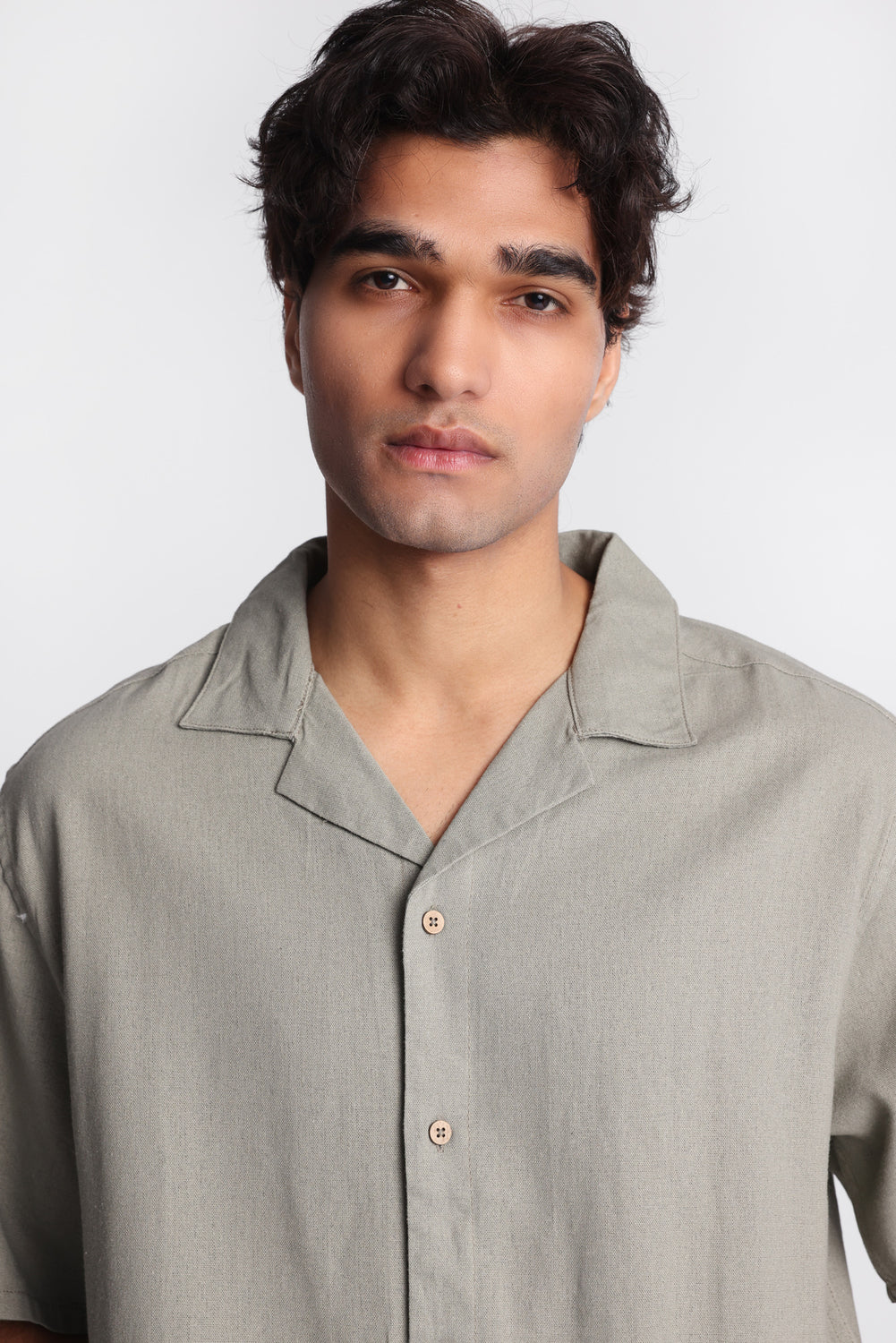 Chemise boutonnée en mélange de lin Chemise boutonnée en mélange de lin