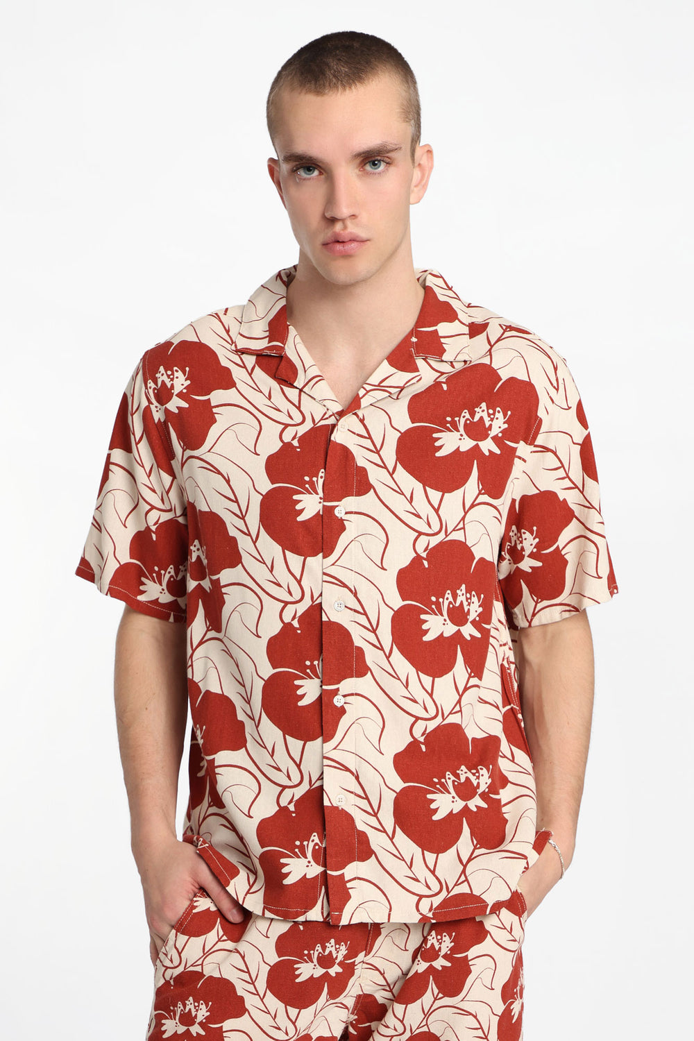 Chemise boutonnée à imprimé floral en mélange de lin Chemise boutonnée à imprimé floral en mélange de lin
