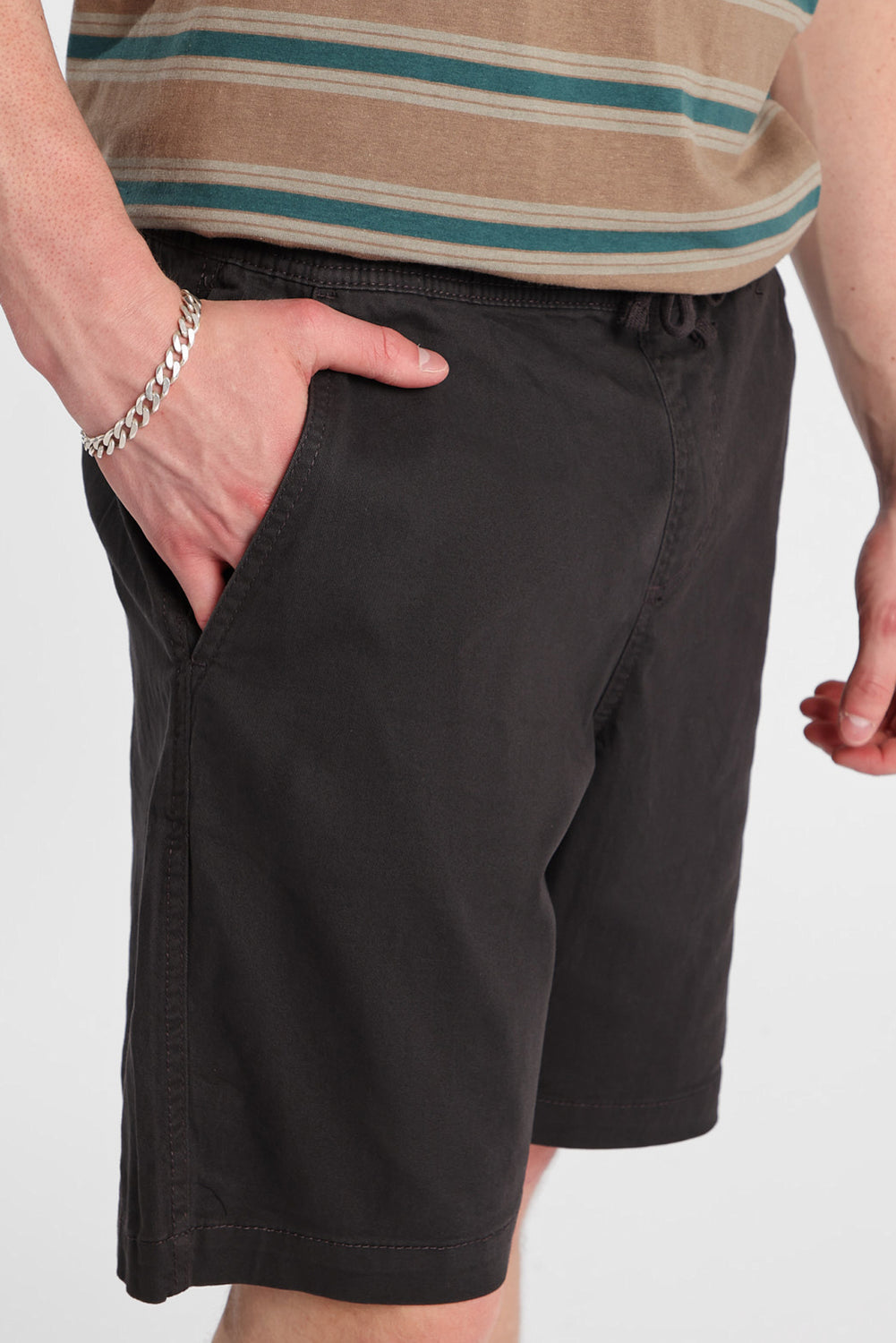 Short en sergé 9 po Short en sergé 9 po