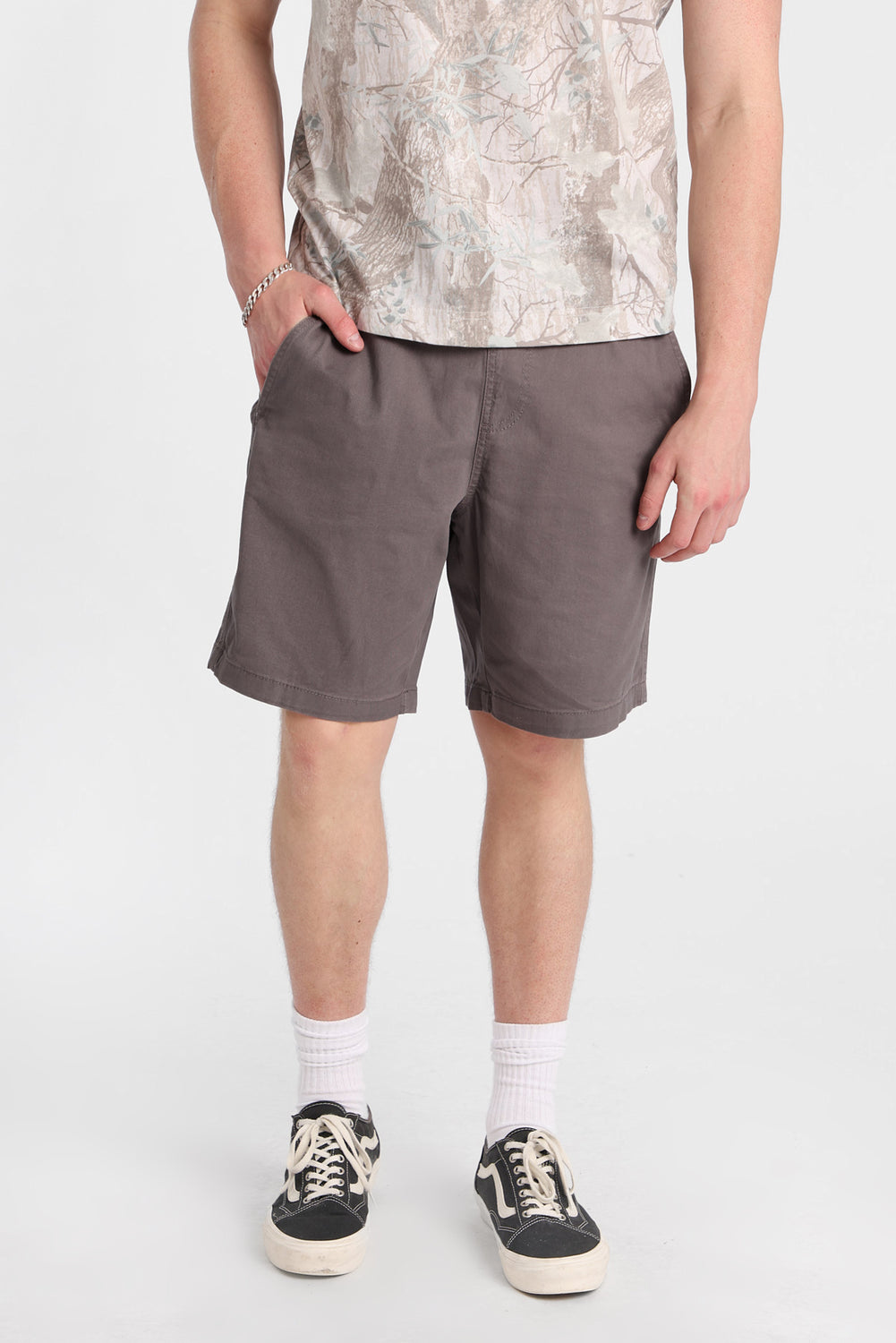 Twill Shorts 9