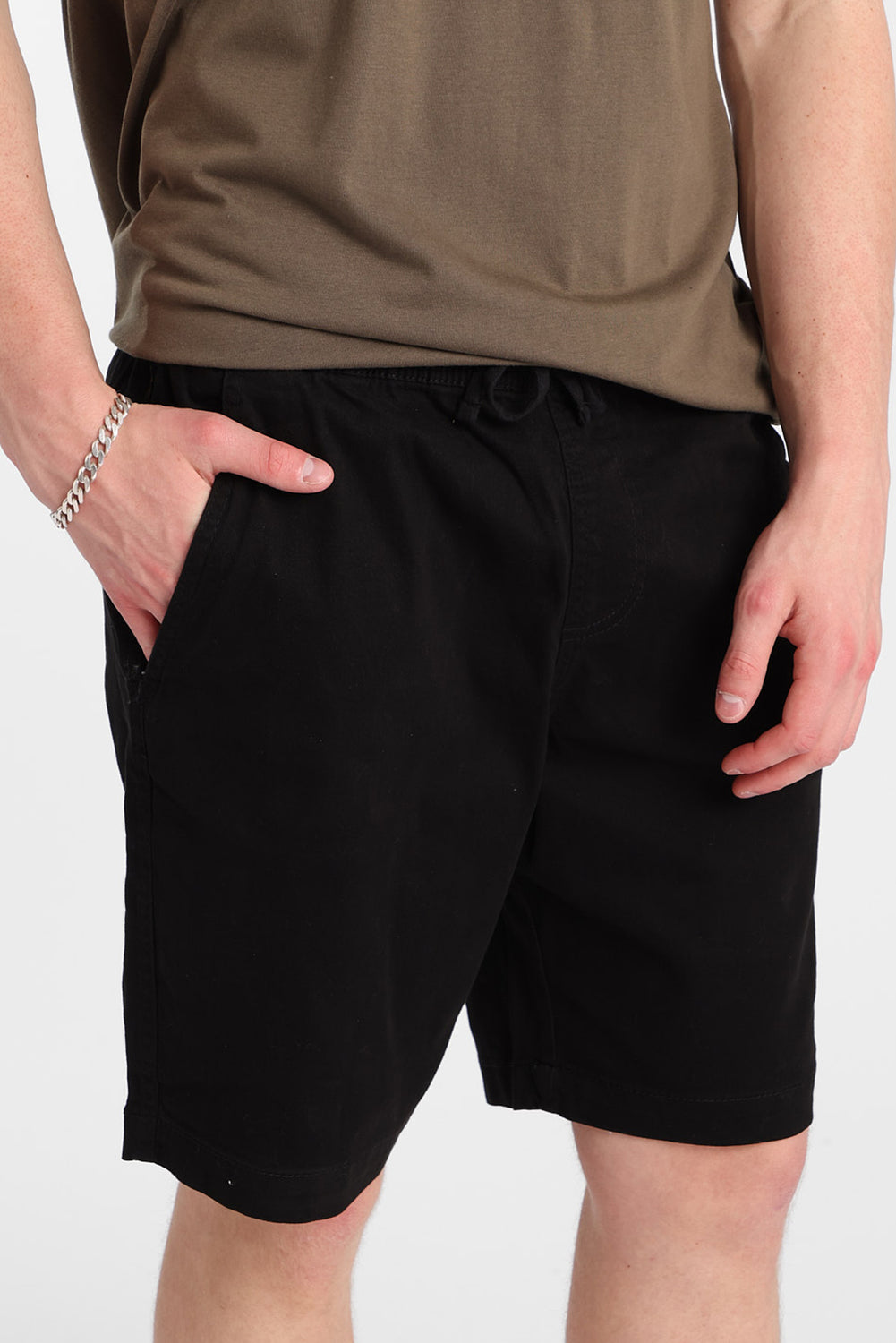 Twill Shorts 9