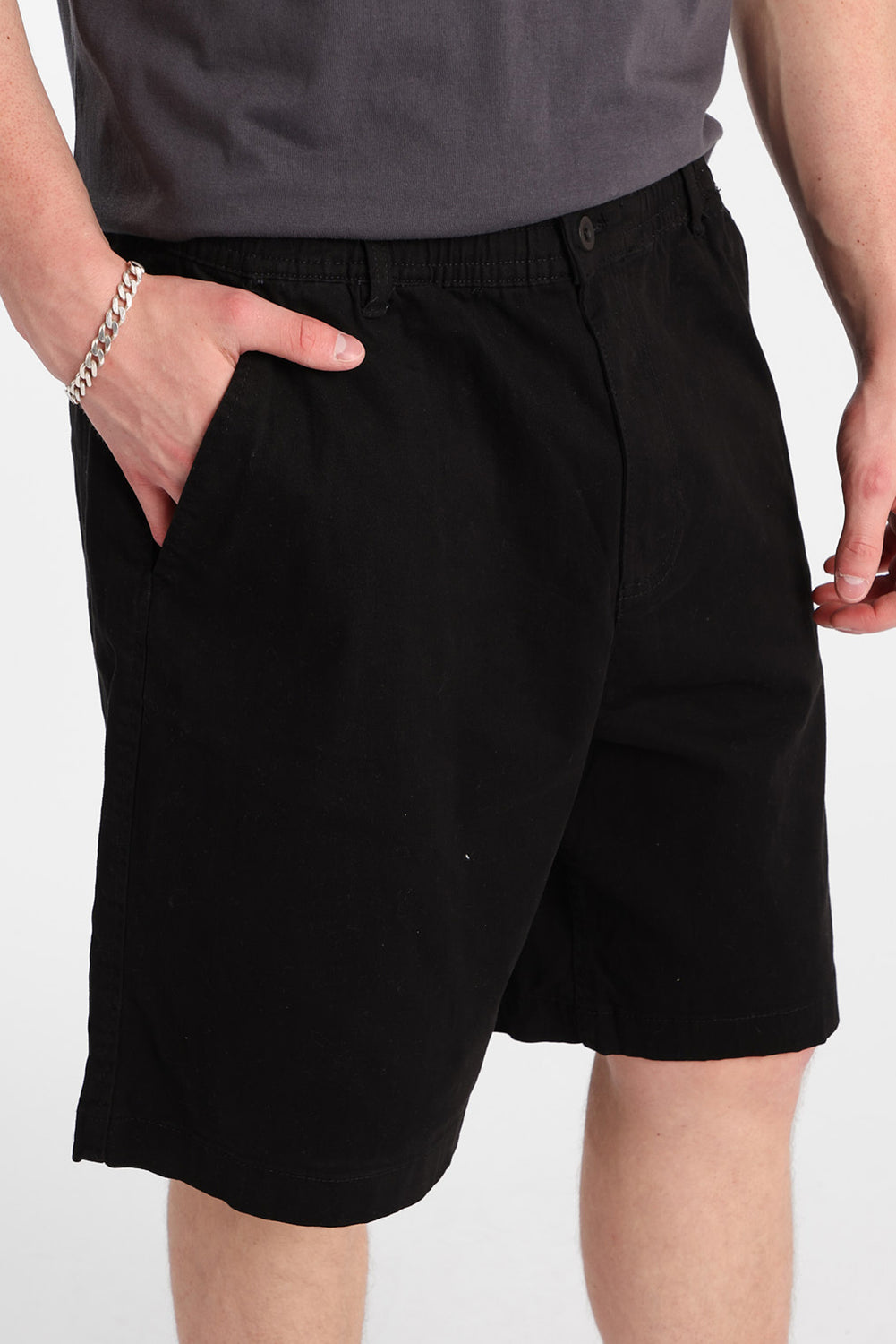 Loose Twill Shorts 9