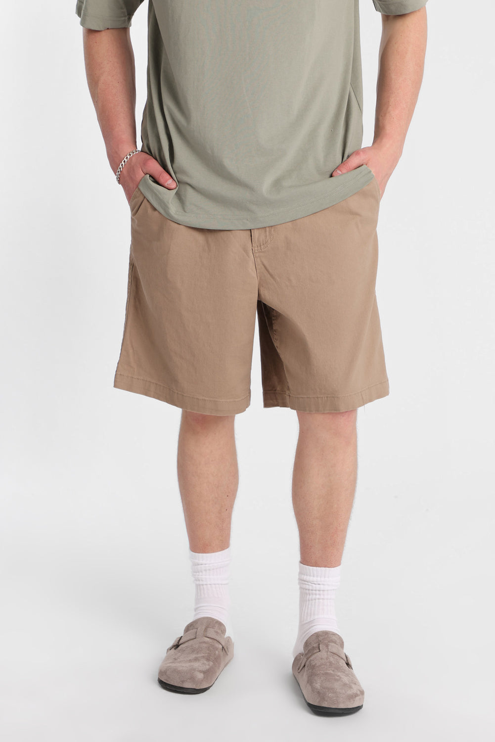 Loose Twill Shorts 9