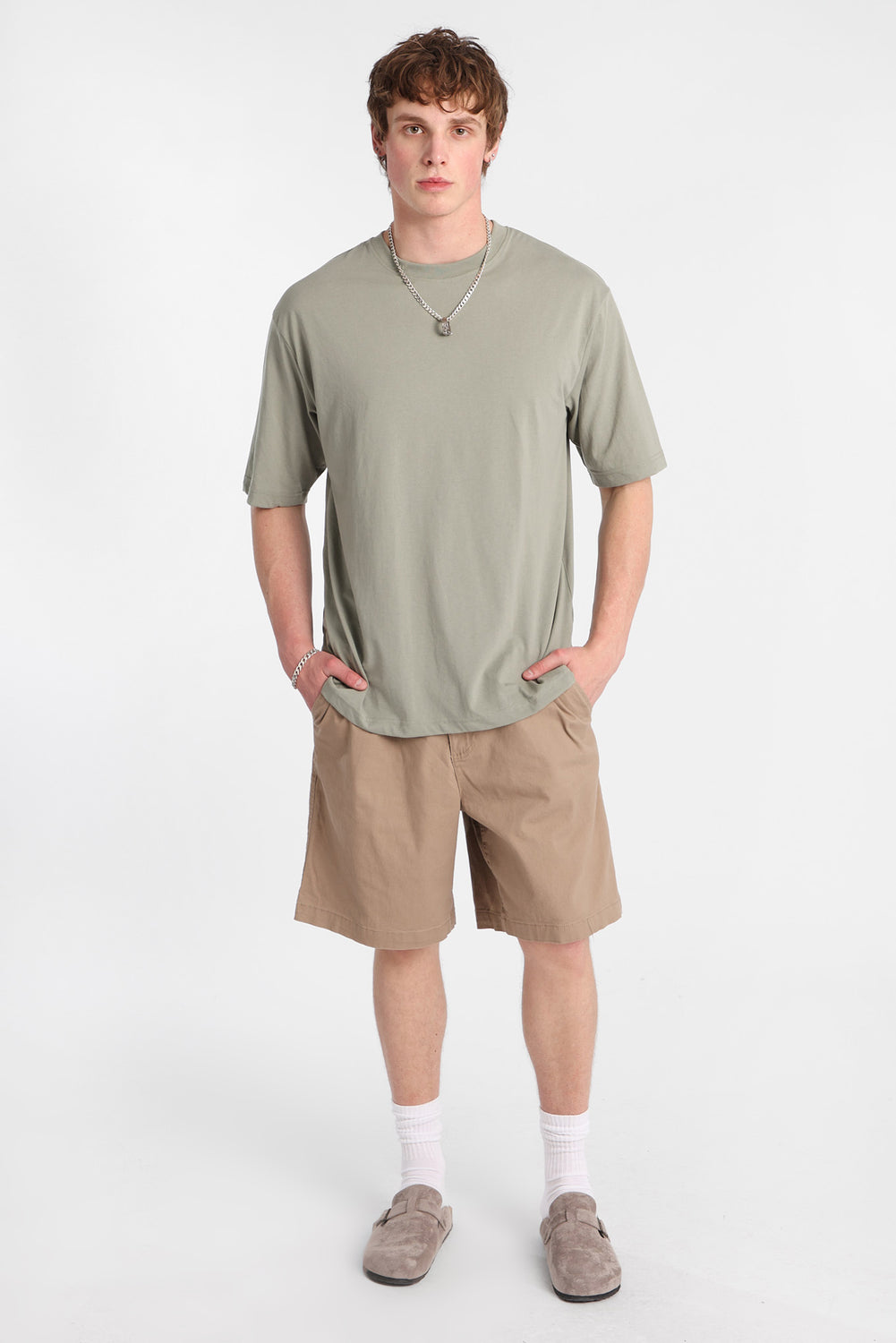 Loose Twill Shorts 9