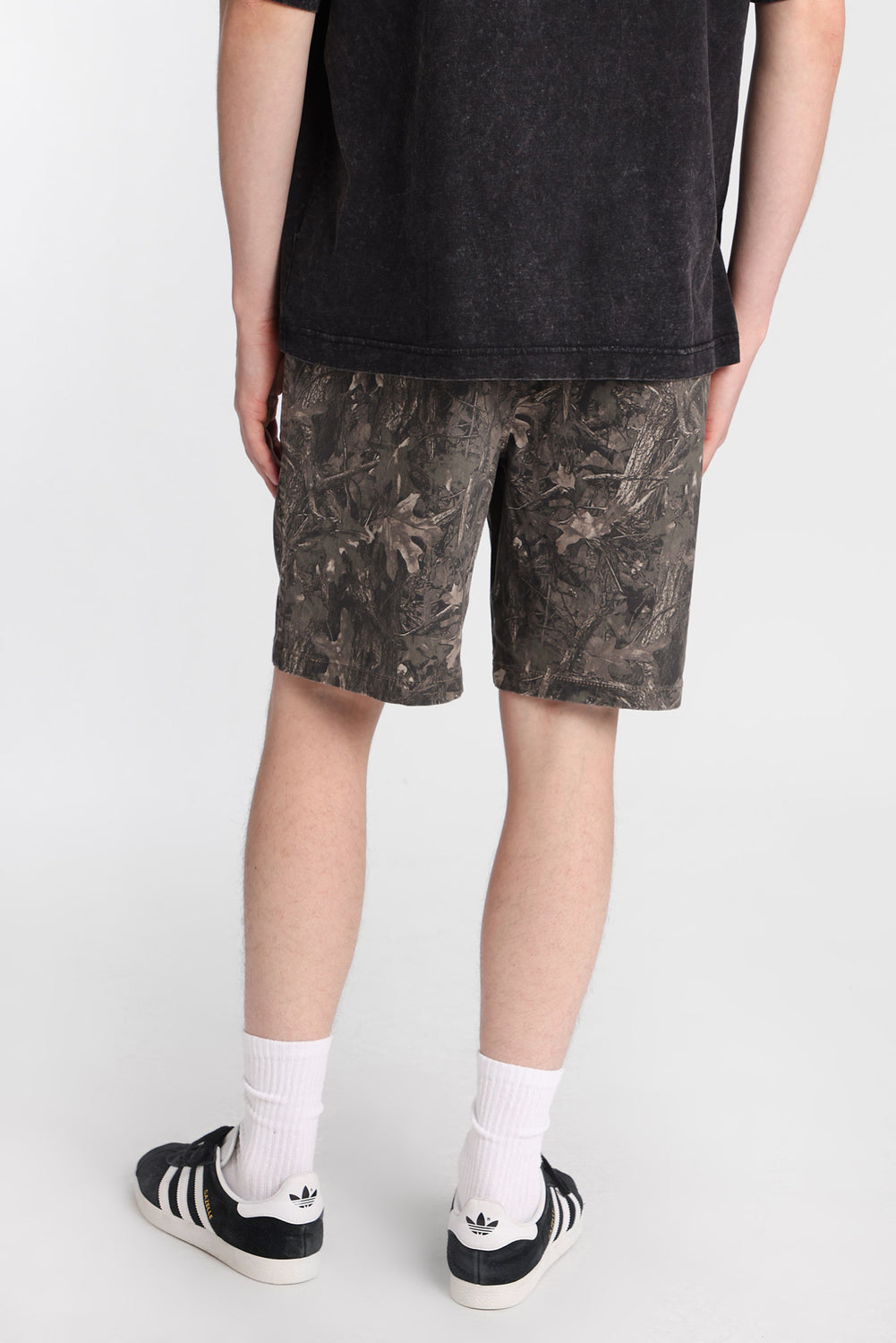 Short en sergé motif camouflage Short en sergé motif camouflage