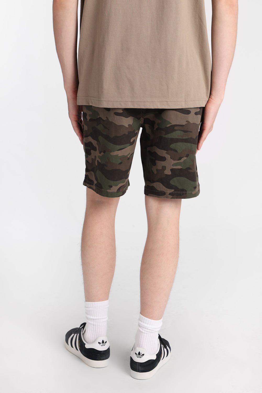 Short en sergé motif camouflage Short en sergé motif camouflage