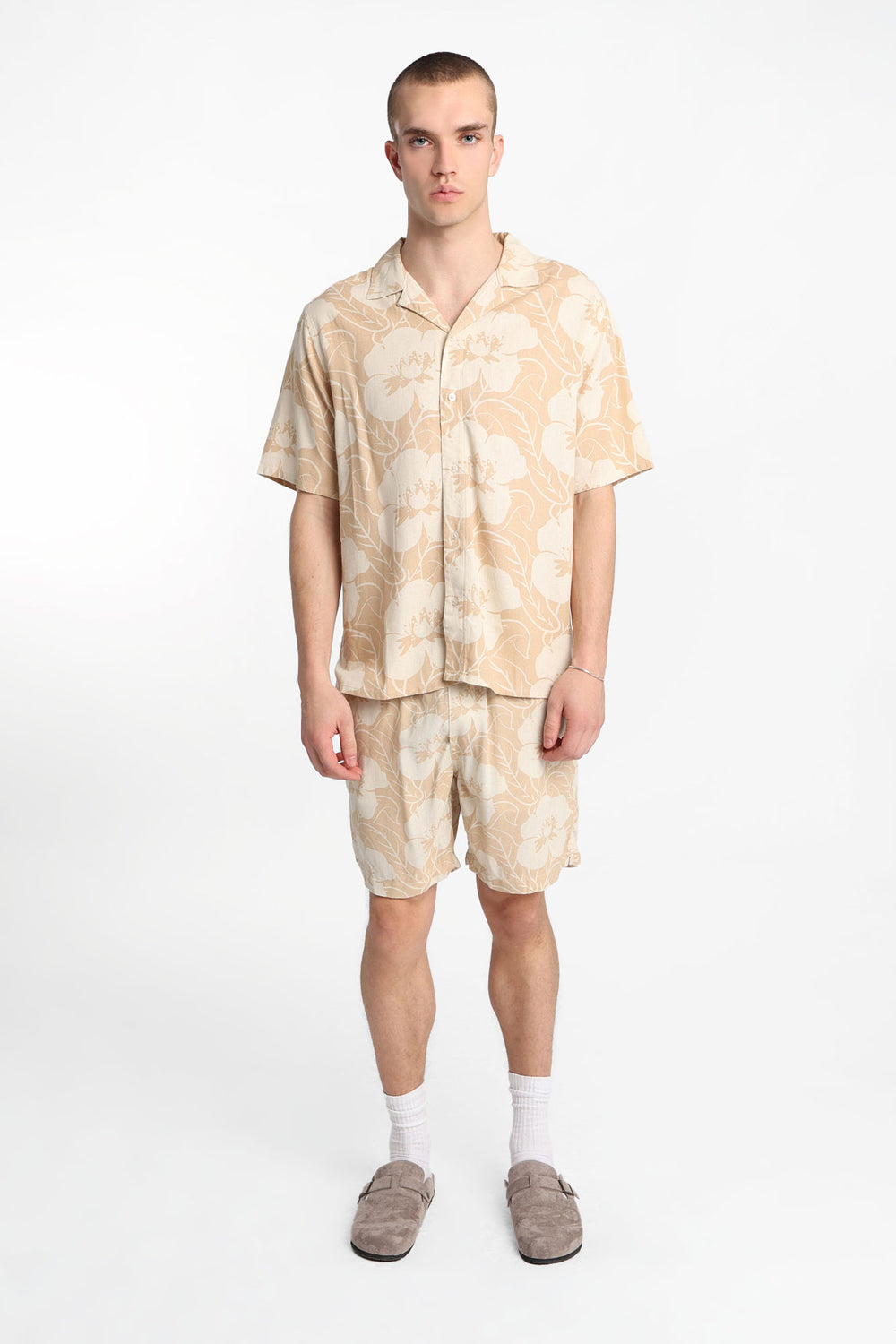 Linen-Blend Floral Shorts 7