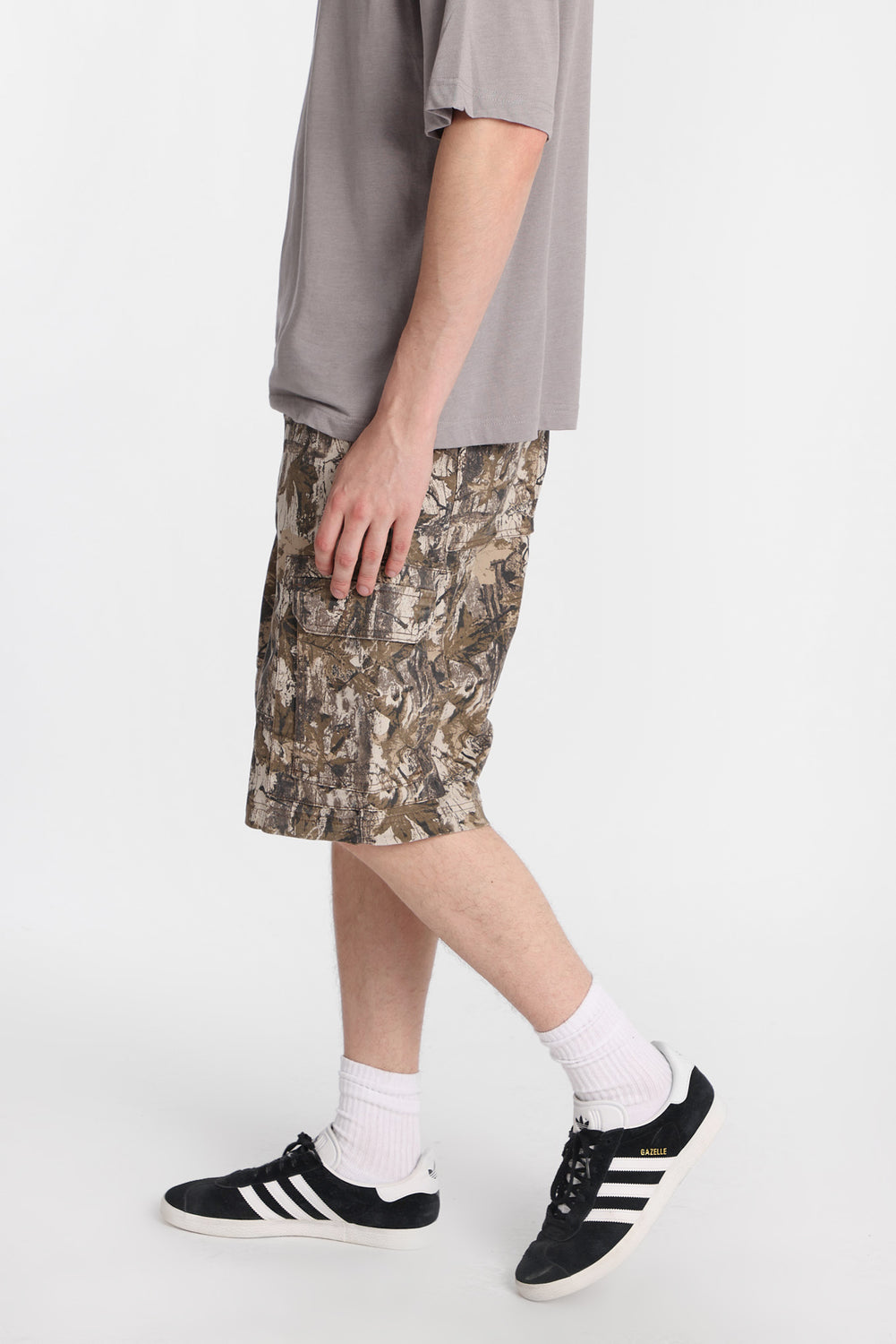 Short cargo en sergé motif camouflage Short cargo en sergé motif camouflage