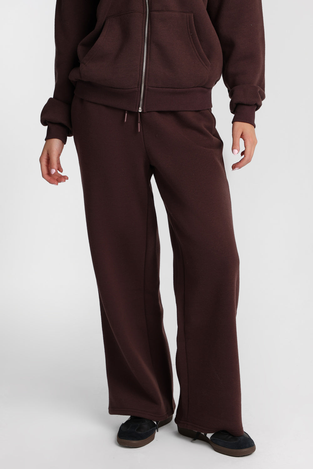 Pantalon en molleton à jambe large en mélange de coton Pantalon en molleton à jambe large en mélange de coton