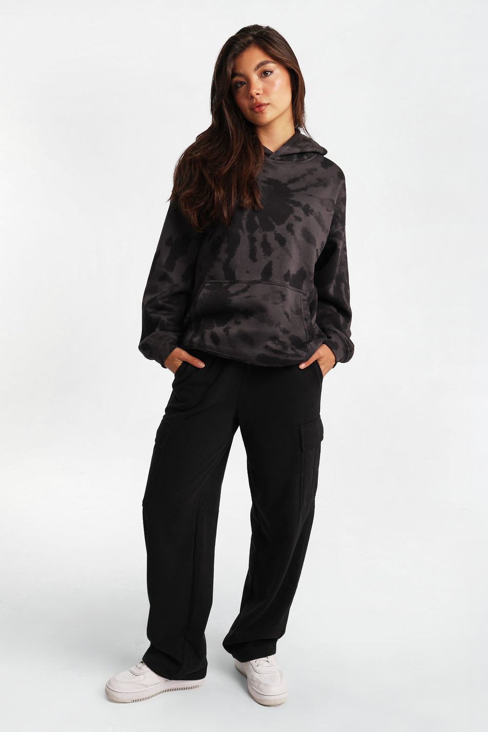 Pantalon en molleton cargo à jambe large Pantalon en molleton cargo à jambe large