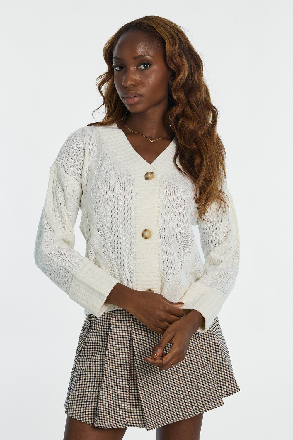 Cardigan en tricot torsadé à point de riz Cardigan en tricot torsadé à point de riz
