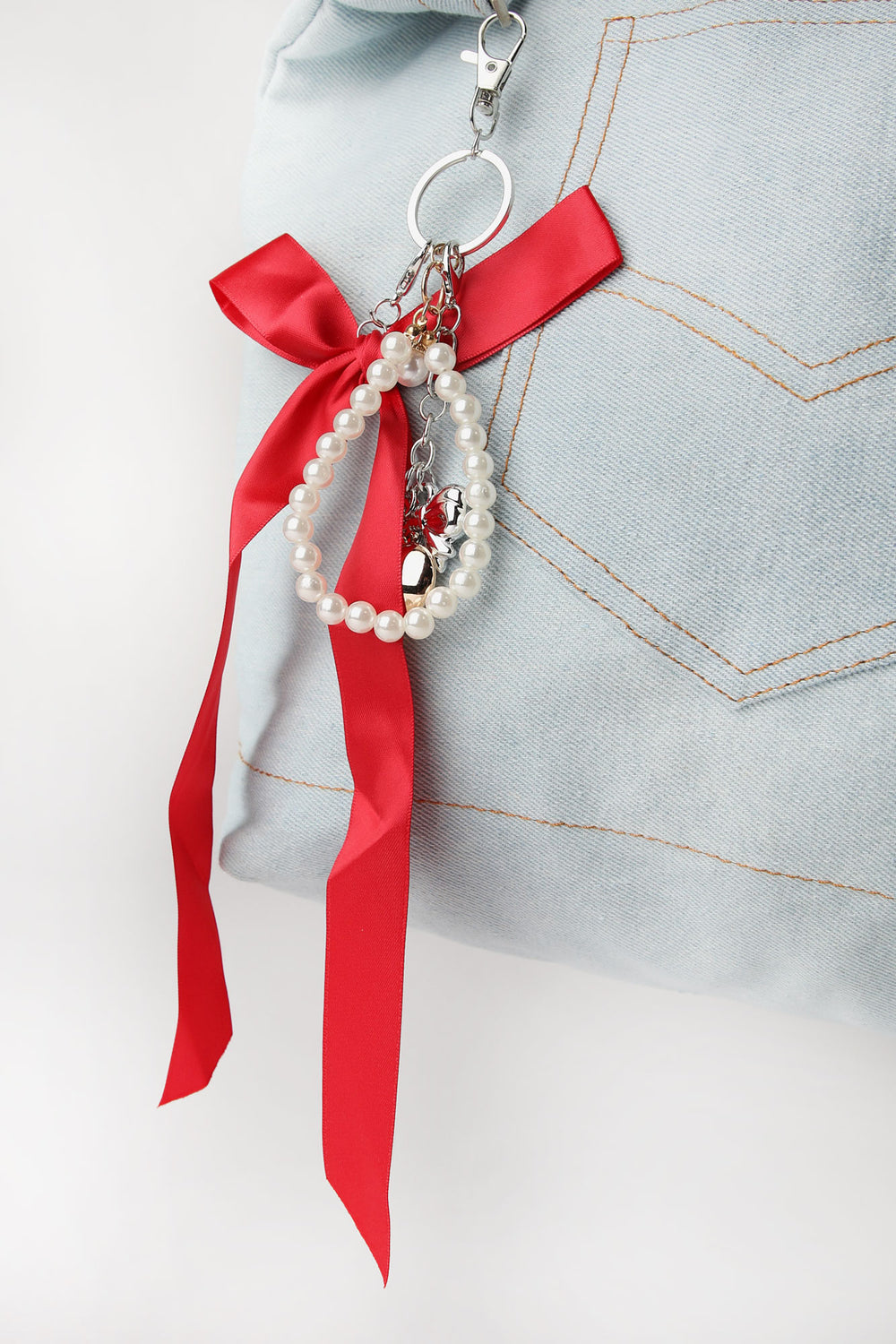 Bow & Pearls Bag Charm Bow & Pearls Bag Charm