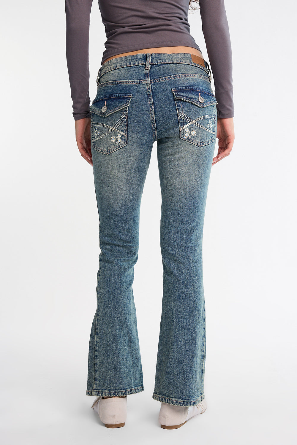 Low Rise Embroidered Pocket Bootcut Jeans Low Rise Embroidered Pocket Bootcut Jeans