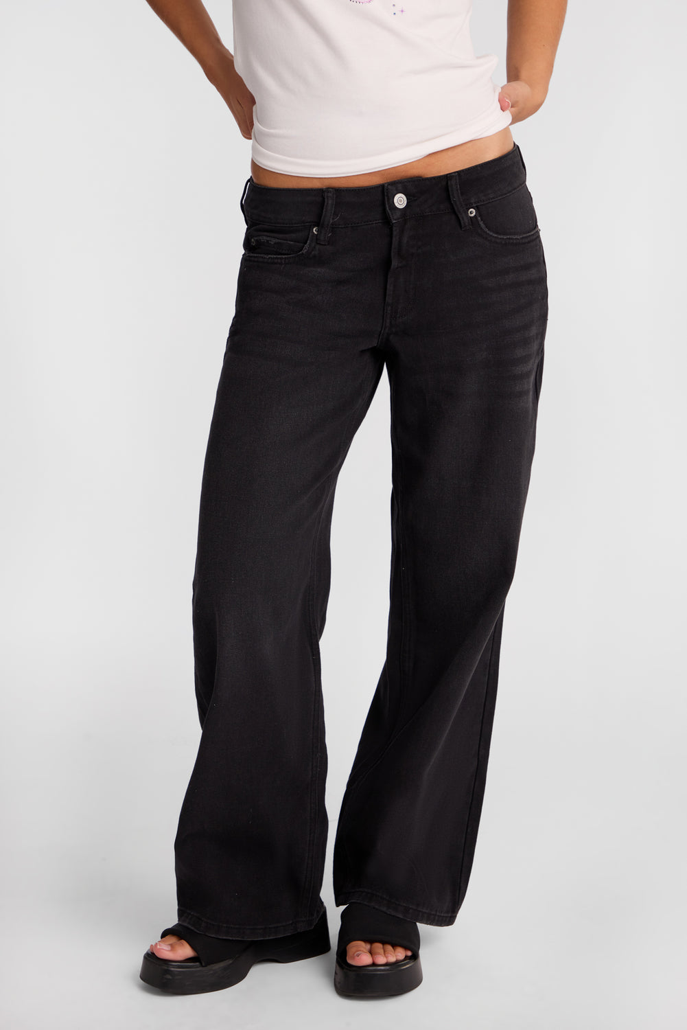Chloe Embroidered Low Rise Baggy Jeans Chloe Embroidered Low Rise Baggy Jeans