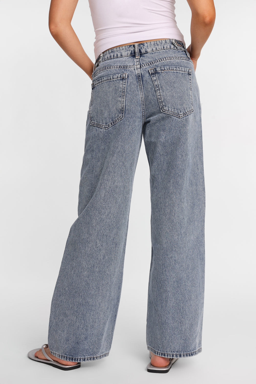 Jean ample taille basse Chloe à taille ajustable Jean ample taille basse Chloe à taille ajustable