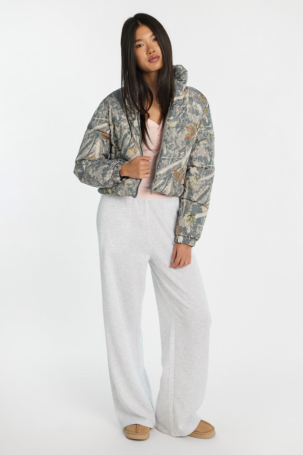 Veste courte matelassé à col montant Veste courte matelassé à col montant