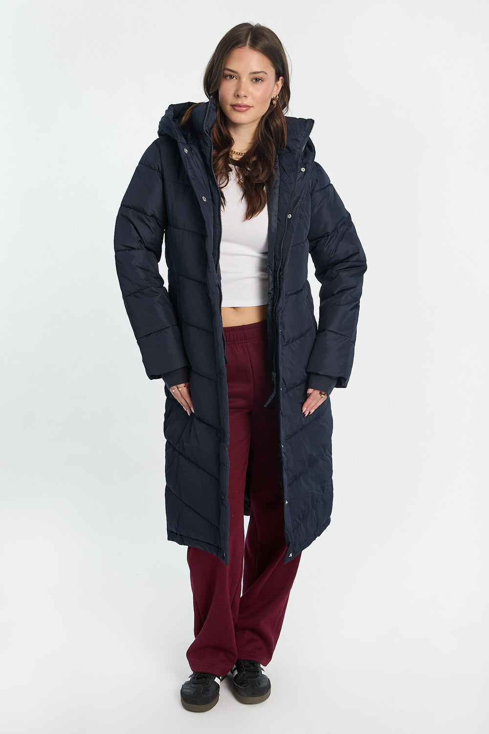 Manteau matelassé long à capuche Manteau matelassé long à capuche
