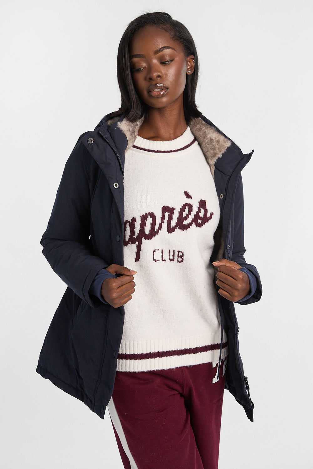 Parka doublée de fausse fourrure avec capuchon Parka doublée de fausse fourrure avec capuchon