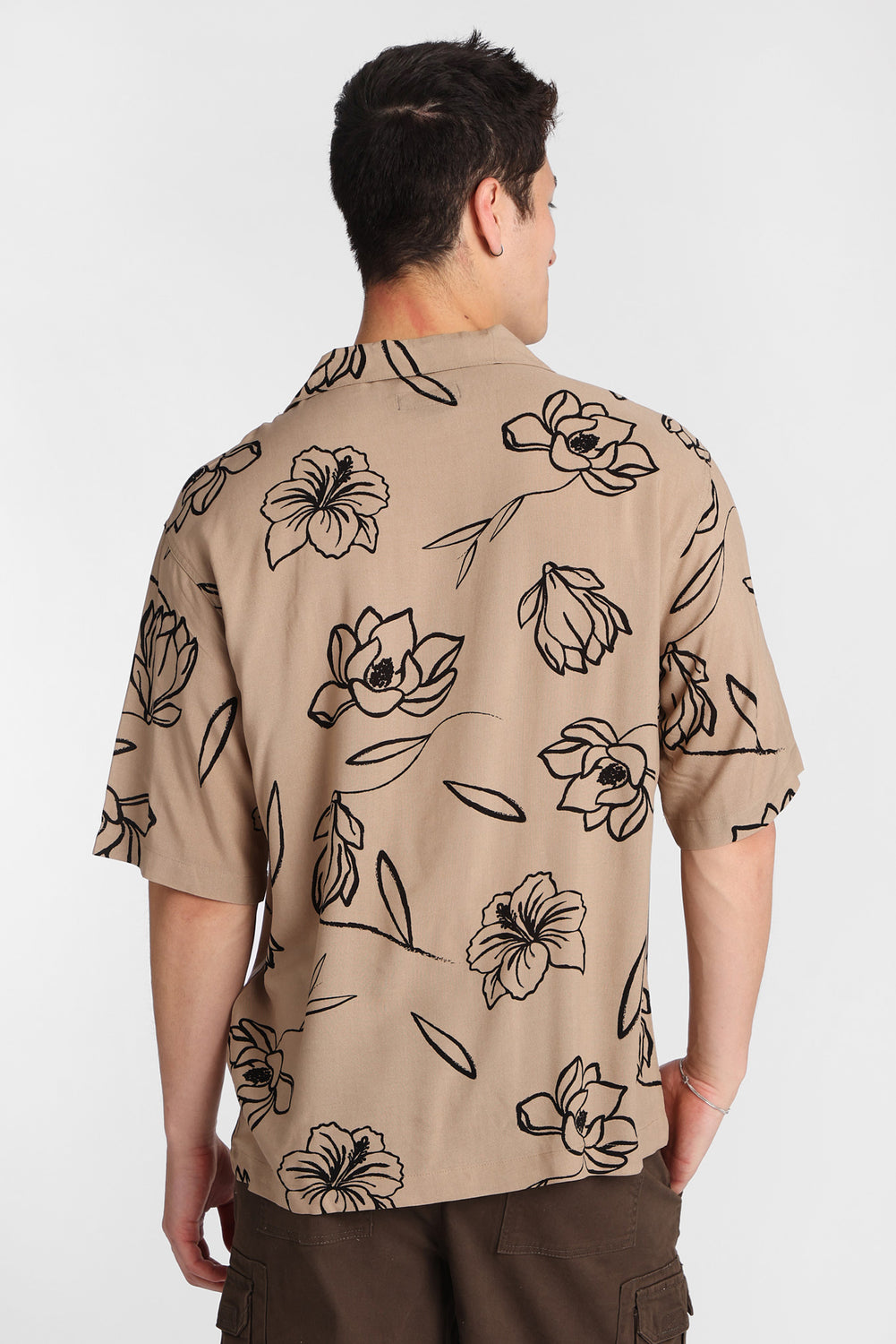 Floral Print Short Sleeve Button-Up Shirt Floral Print Short Sleeve Button-Up Shirt