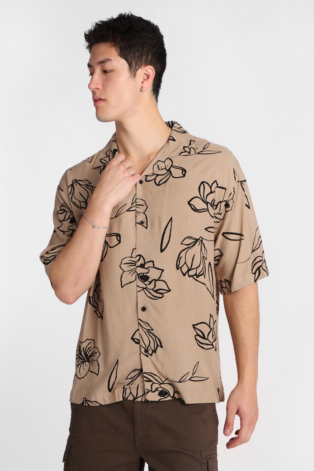 Floral Print Short Sleeve Button-Up Shirt Floral Print Short Sleeve Button-Up Shirt