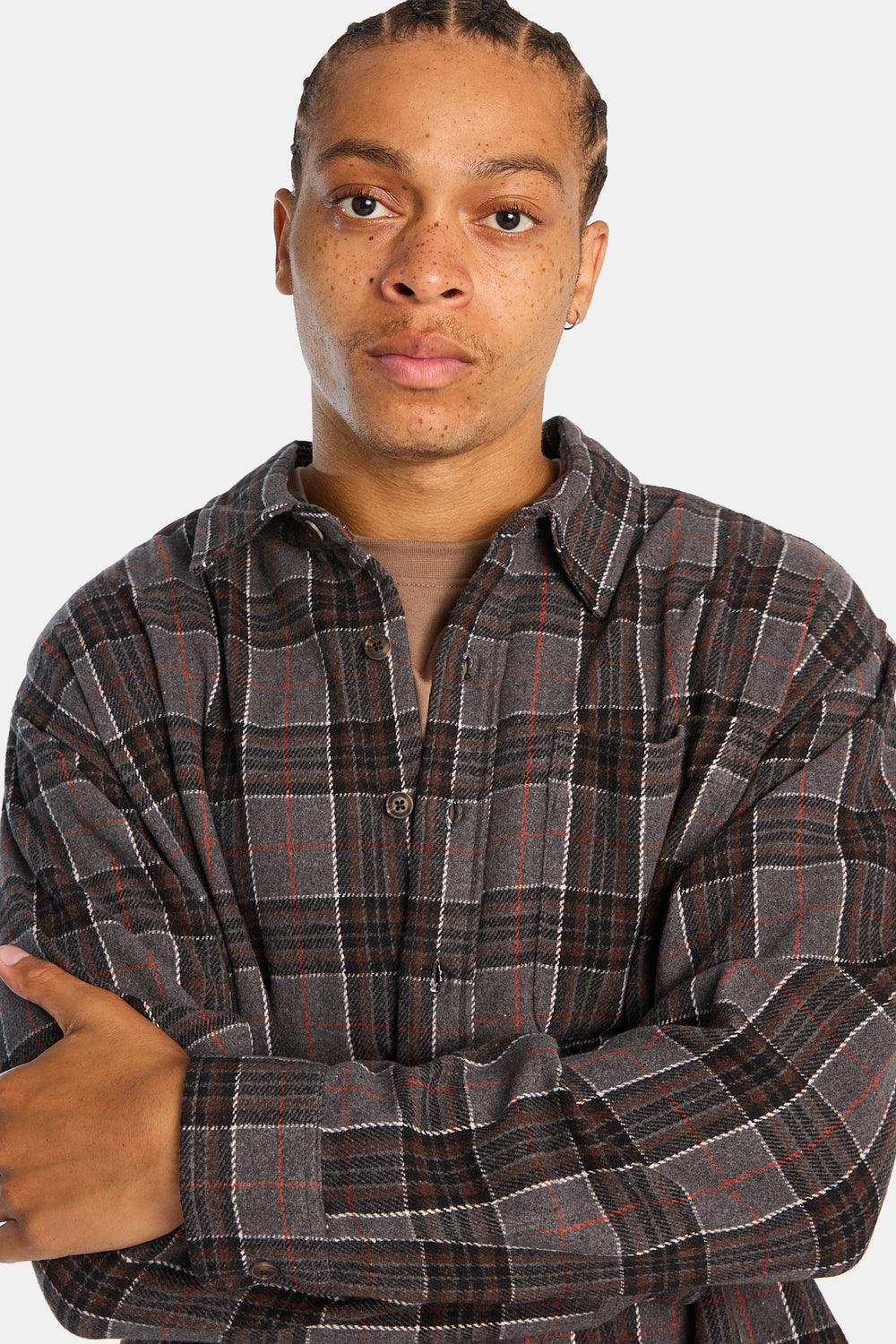 Chemise décontractée à carreaux boutonnée Chemise décontractée à carreaux boutonnée