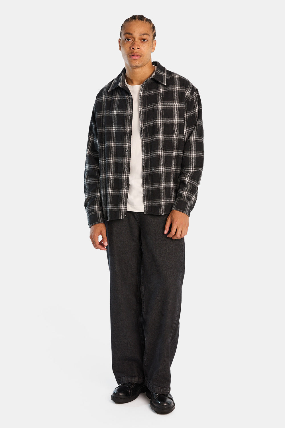 Plaid Button-Up Relaxed Shirt Plaid Button-Up Relaxed Shirt