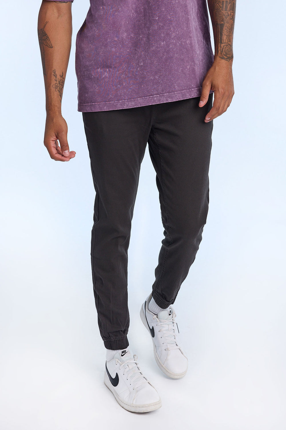 Jogger en sergé coupe slim homme Jogger en sergé coupe slim homme